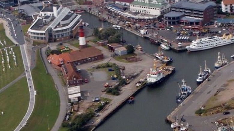 Hafenansicht Hafenbecken I ( Museumshafen ) Hafenansicht Hafenbecken I ( Museumshafen )